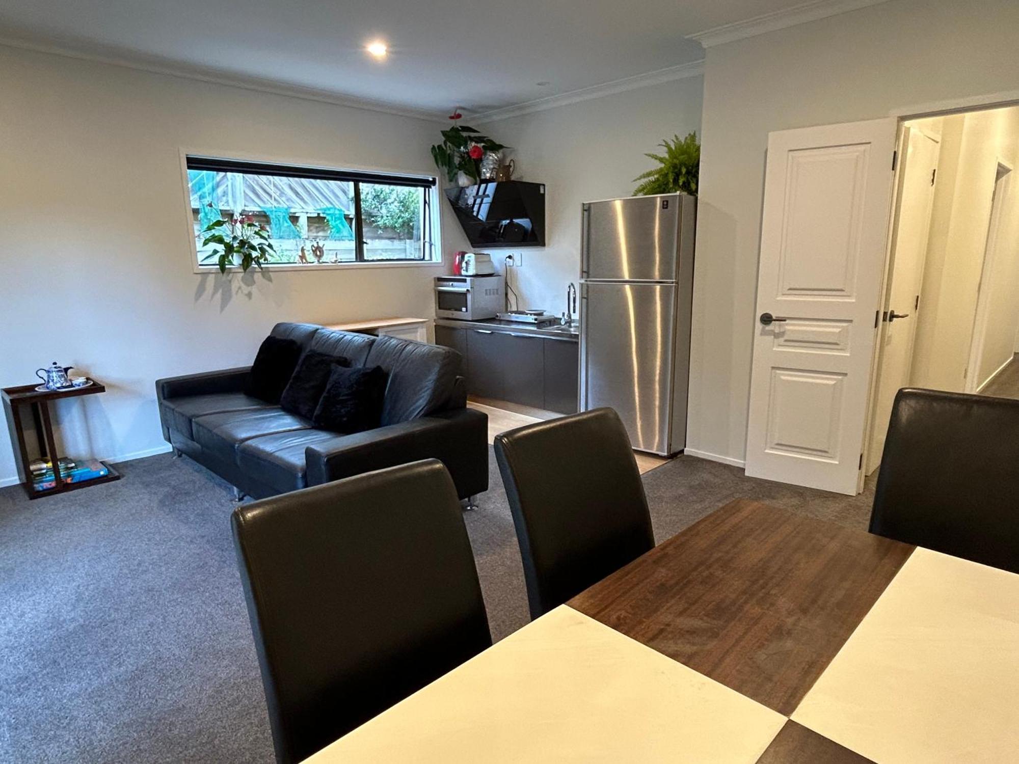 2 Beddie By The Bay Guest house Auckland